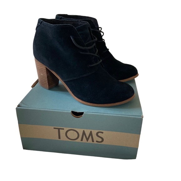 Toms Lunata Lace Up Bootie Black Suede, 7.5 - Picture 3 of 11